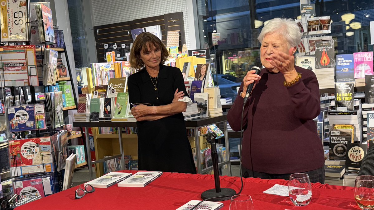 LHonnorat's tweet photo. Souffrir au féminin paraît aujourd'hui au #Québec. Par @FlorenceMeney, entourée d'une équipe de pionnières hors pair, arrivées avec leurs expériences et leurs forces. Lancement à la @LibrairieRaffin, en images. #SouffrirAuFéminin https://t.co/EaYH7JFU65