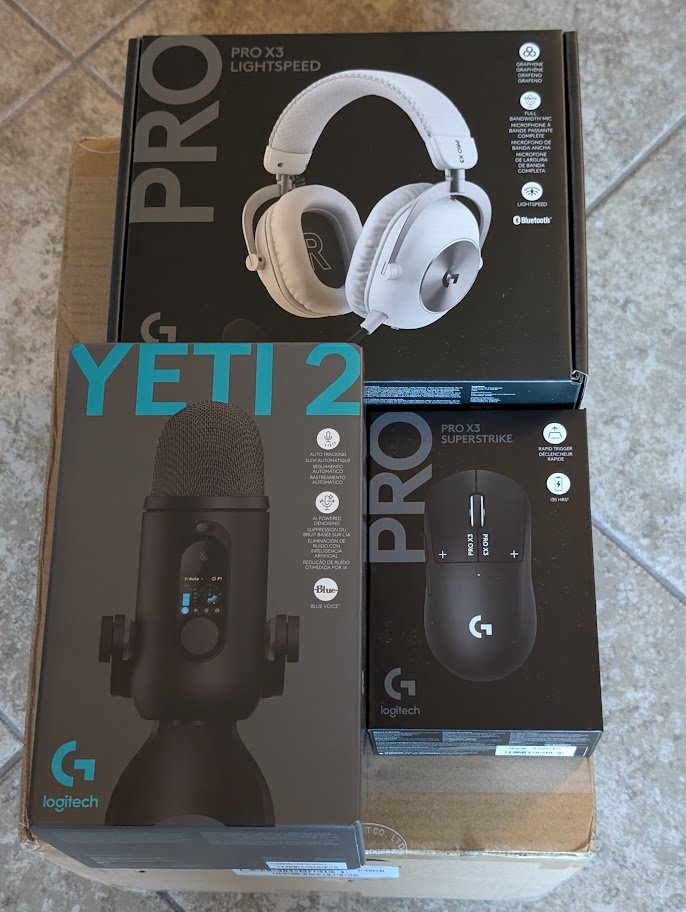 Uriyya's tweet photo. Thank you @LogitechG for always looking out for me and my creative ventures. Can't wait to test these on stream!
Get yours and save by using CODE andrewalliance: https://t.co/XkaSYblhfi
#LogitechGPartner https://t.co/0OyKJ6jY3D