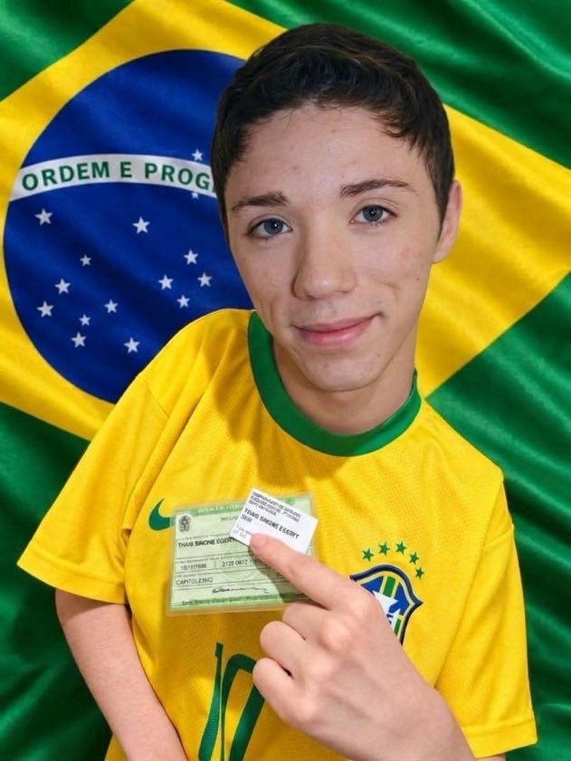 xotadesapo's tweet photo. Meu filho especial, portador da paralisia cerebral, votou 22 https://t.co/keK5R1SIS5