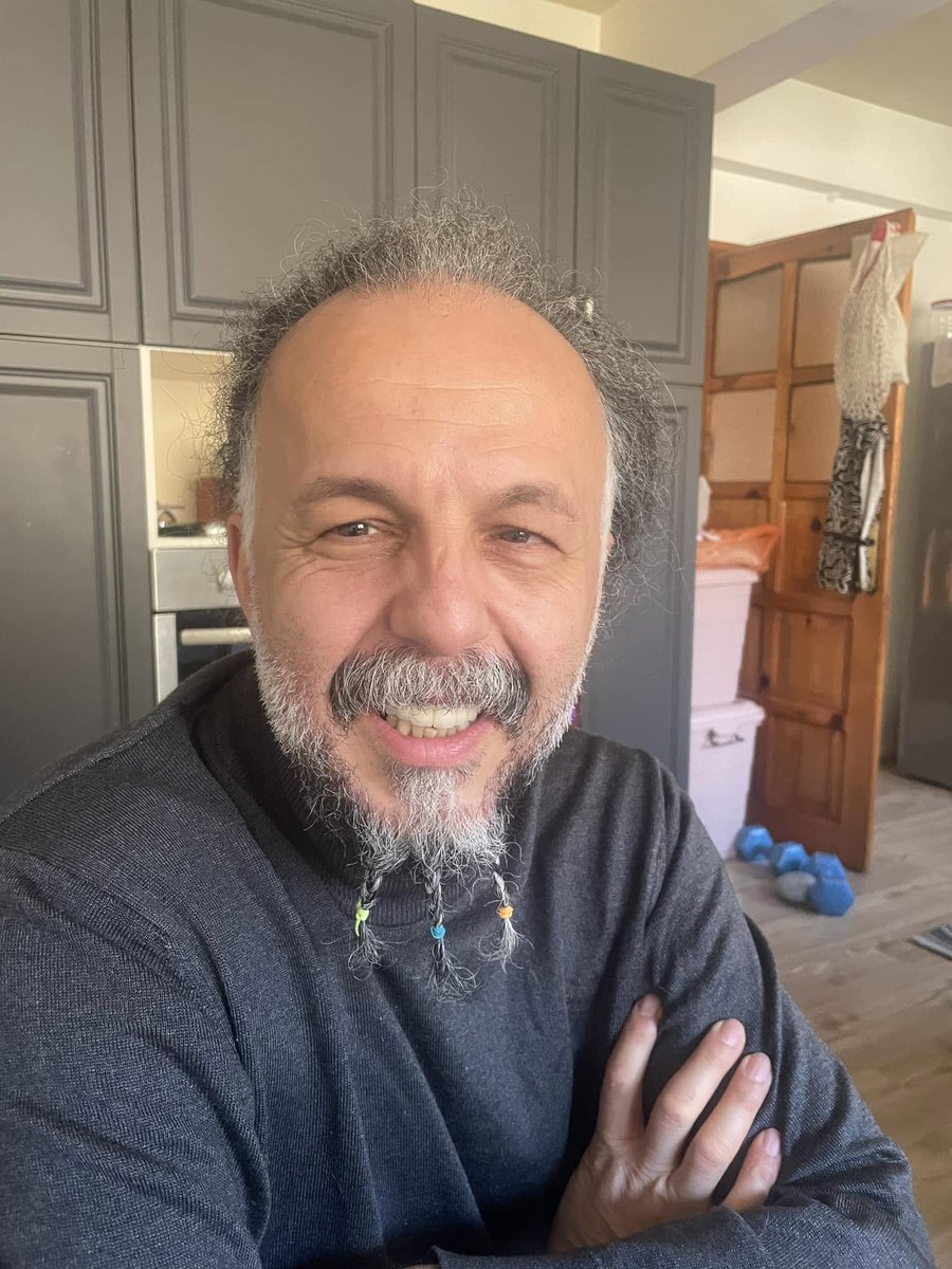 GKarafazli's tweet photo. Vicdani retçi yazıcı, Avrupa Parlamentosu’nda konuştu: “askerlik yapmayı, öldürmek için eğitim almayı reddediyoruz” https://t.co/dYlh1MYaNn #askerlik #Avrupa #çldürmek #istemiyorum #konuştu #parlemento #retçi #şendoğanyazıcı #silah #vicdanı #İnsanHakları https://t.co/ovP9AuuZao