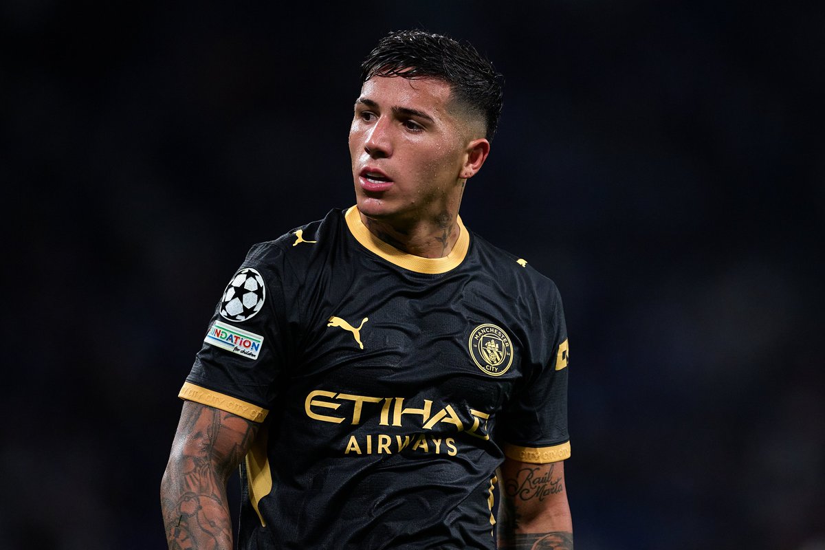WhoScored's tweet photo. No player lost possession more times than Enzo Fernández (10) in the first half vs PSG. 😵‍💫

#MCIPSG https://t.co/snPZT3nrnI