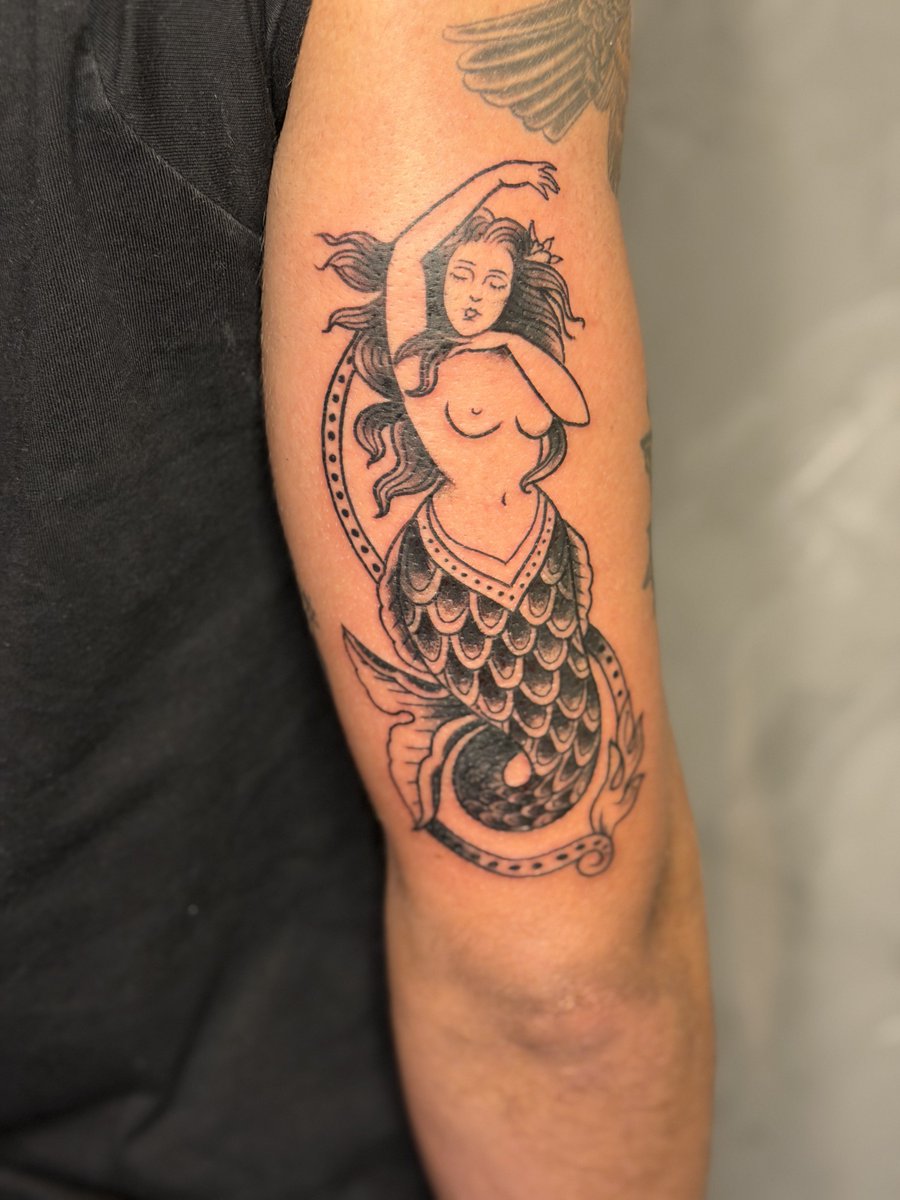 eupeuzz's tweet photo. Tatto nova e fodase https://t.co/QUzVGFjWPA