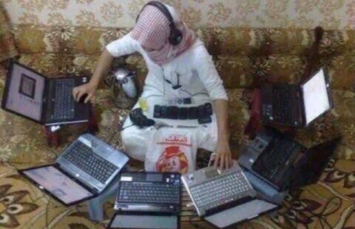 2wglga's tweet photo. أنا بعد ما قال محمد بن سلمان
" أنا ما أراقب الشعب يراقب"
والله ما تعدي ولا إساءة للوطن https://t.co/fdDZYg2spe