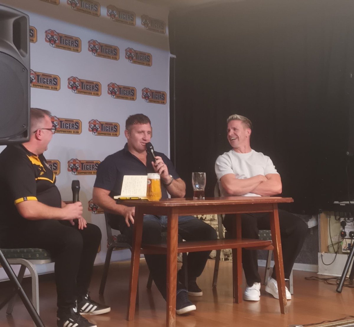 CTSC2's tweet photo. A great night was had by all as we hosted An Audience with Raz and Wagga 

@grahamsmithctsc put the questions &amp; chatted away with Ryan &amp; @Waggataurus in what was a thoroughly entertaining event that could have gone on for hours #CTSC https://t.co/OysSYneOho