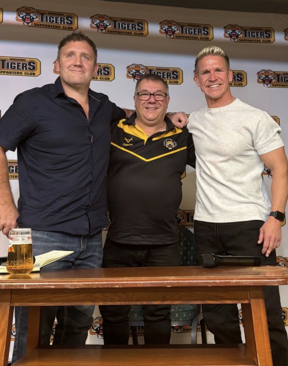 CTSC2's tweet photo. A great night was had by all as we hosted An Audience with Raz and Wagga 

@grahamsmithctsc put the questions &amp; chatted away with Ryan &amp; @Waggataurus in what was a thoroughly entertaining event that could have gone on for hours #CTSC https://t.co/OysSYneOho