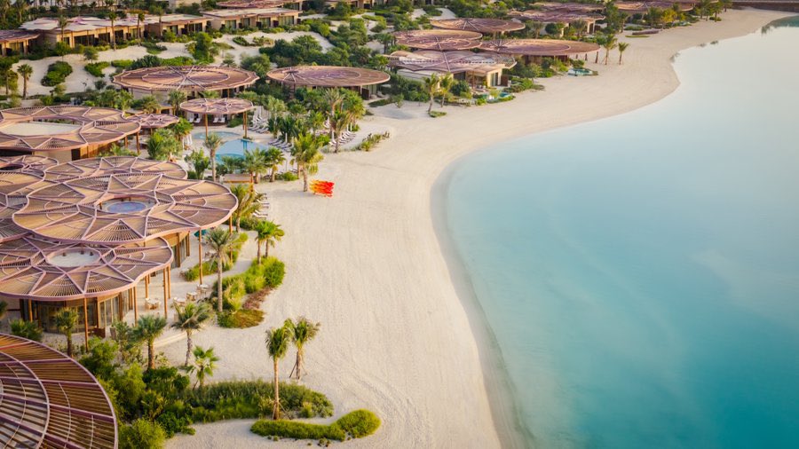 SoonSaudi's tweet photo. 🔴رسميًا :

افتتاح " منتجع رافلز " في جزيرة شورى ضمن وجهة البحر الأحمر  🏖️😍. https://t.co/FKko1NgNP3