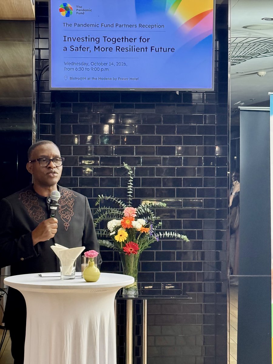 Pandemic_Fund's tweet photo. Investing in #PandemicPreparedness is investing in economic resilience and a safer future.

Wonderful to welcome ministers, leaders from MDBs, the private sector, philanthropy, and civil society, along with other partners and friends, to the @Pandemic_Fund’s reception in #Bangkok during the #WBGMeetings!

Special thanks to Dr. @ChatibBasri, Minister @Ashni_K_Singh, Edem Adzogenu, Dr. Ramanan Laxminarayan and DG Herman Saheruddin for sharing their perspectives.