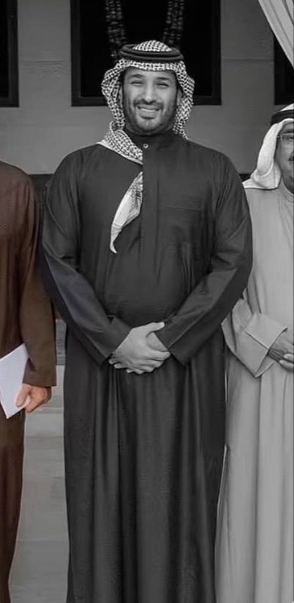 AEonTop_'s tweet photo. @i2raz الحوثي م رحمه ركبه لين صار حامل فالشهر الثاني https://t.co/UlA1R6RRXi