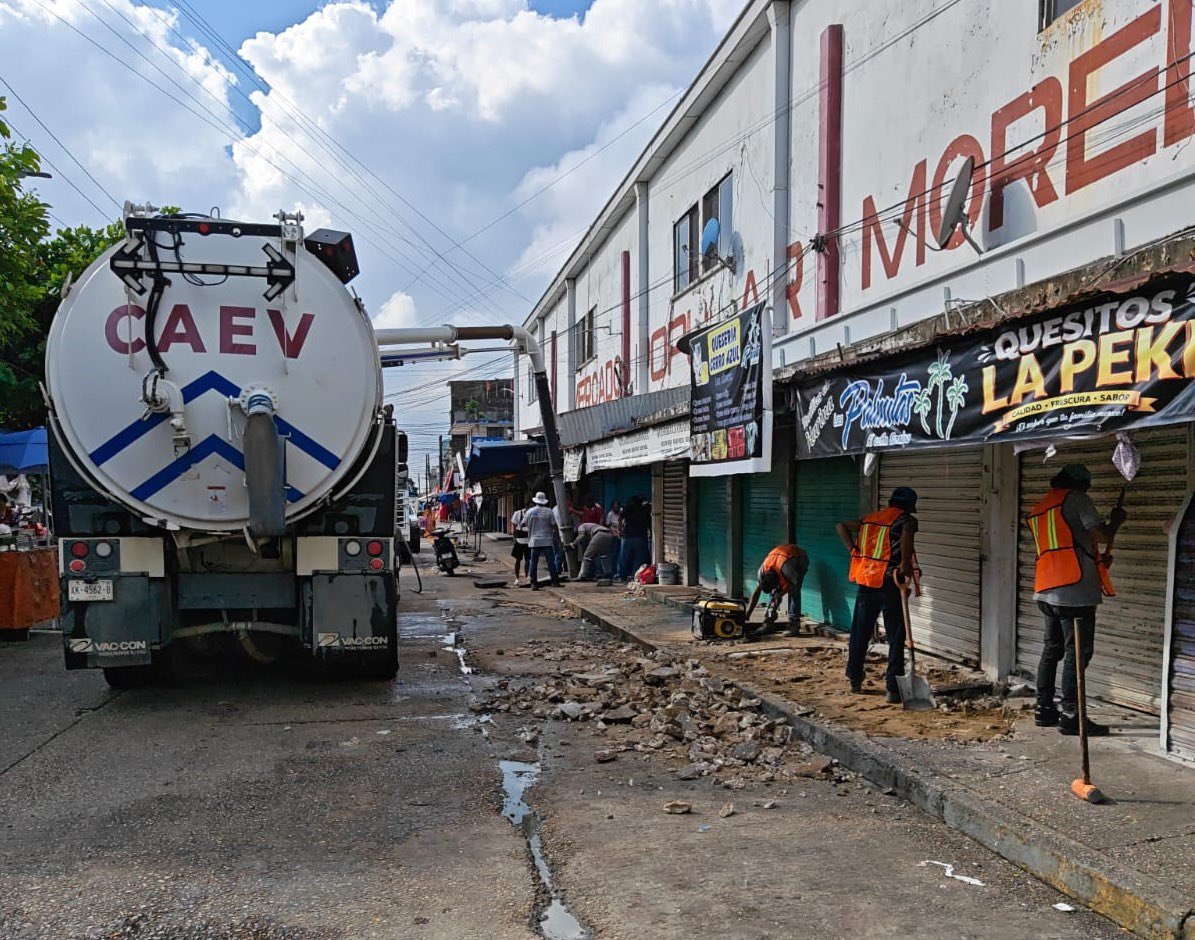 CDPNoticias1's tweet photo. Arranca rehabilitación de banquetas del Mercado Morelos para mejorar la movilidad y seguridad de peatones https://t.co/su3BygknIG https://t.co/ty5cdDYw9v