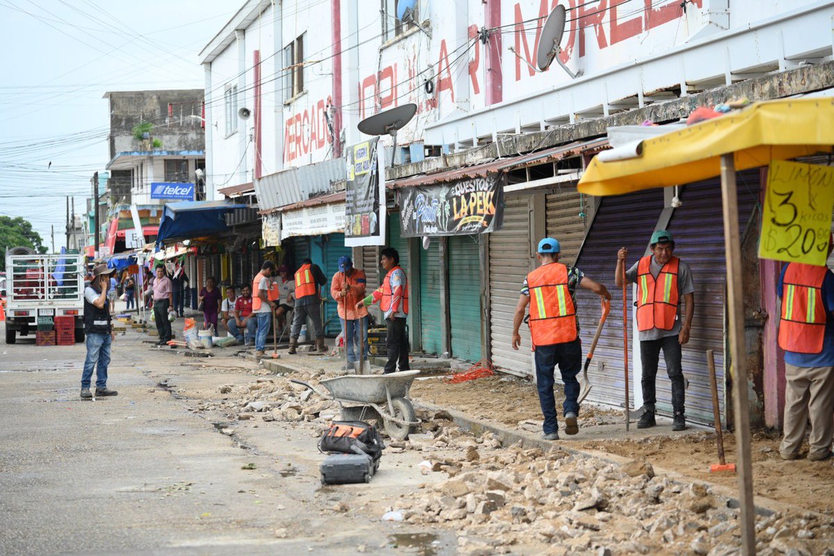 CDPNoticias1's tweet photo. Arranca rehabilitación de banquetas del Mercado Morelos para mejorar la movilidad y seguridad de peatones https://t.co/su3BygknIG https://t.co/ty5cdDYw9v
