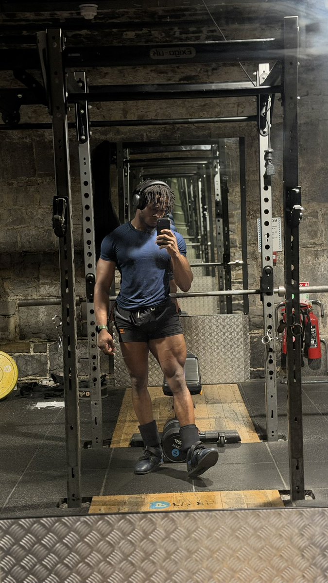 saxzy__'s tweet photo. Today’s Pump 
3/6 https://t.co/CfrmuGHHFe