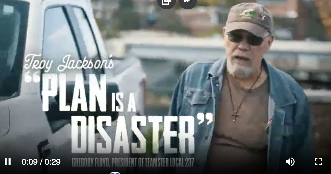 CollinsWatch's tweet photo. Oof. Team Collins putting words in the mouth of a union official but the guy -- president of Teamster Local 237 in New York (!) -- says he's never heard of Jackson and has no idea what they're talking about!

Screenshot from the ad below.

Smacks of desperation. #MEpolitics https://t.co/WabqjhiUhl
