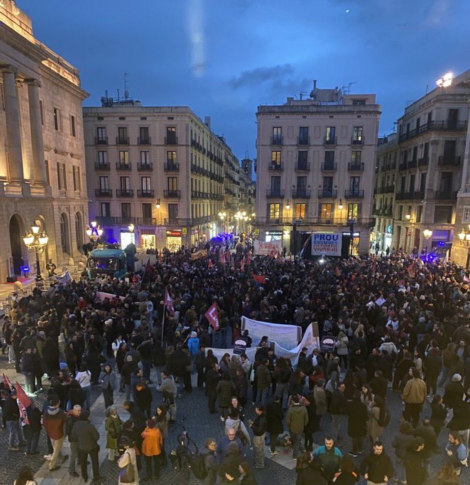 NombreFalso1231's tweet photo. ¿Pero cómo que ocho años callados? ¿Por qué mentís de forma tan descarada?

Octubre de 2024
Noviembre de 2024
Abril de 2025 (en 39 ciudades)
Febrero de 2026

Nunca se ha dejado de luchar. Vosotros sois quienes nunca movéis un dedo por los demás y encima se lo reprocháis al resto. https://t.co/lVXiGLdzSG