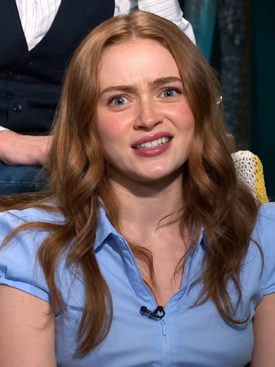 starspotterx's tweet photo. At 24, Sadie Sink makes ordinary pictures look like somebody's favorite memories

🧵1/2 https://t.co/3aa7uM7tzh