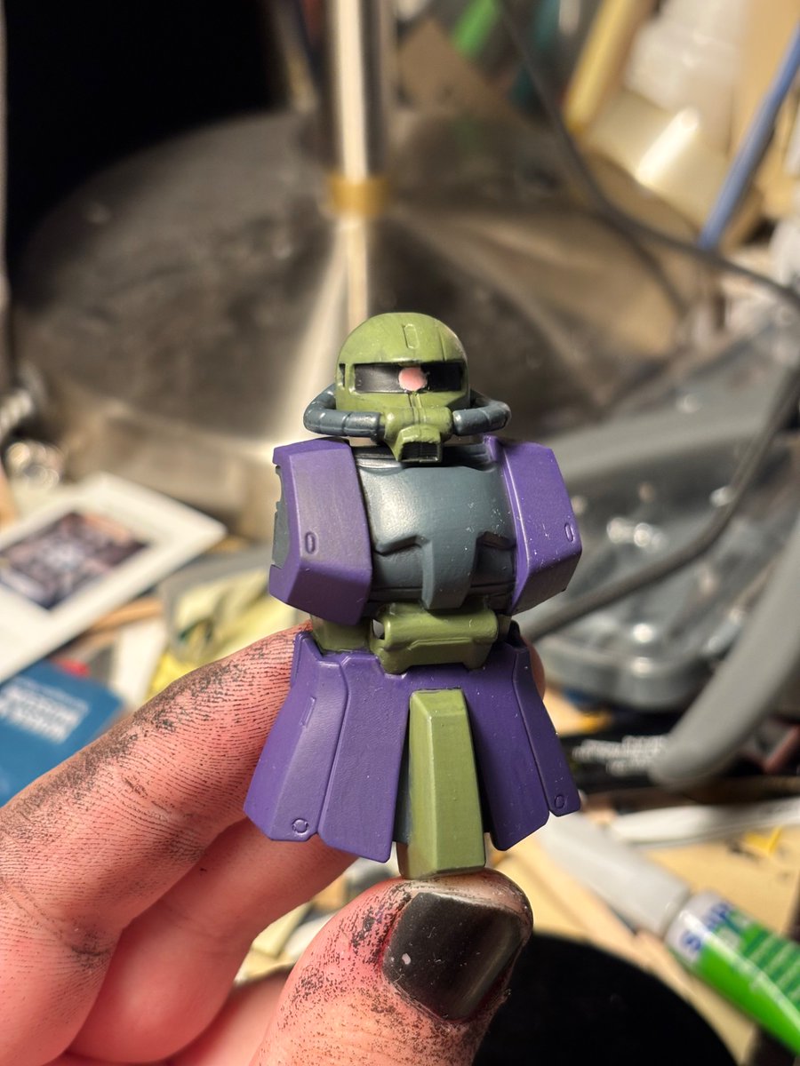 zen12024's tweet photo. btw, started painting up the FG Zaku II a few days back

it's a silly build, but honestly? for that price it is a great canvas for honing gunpla painting slills https://t.co/8HWj4YnEch