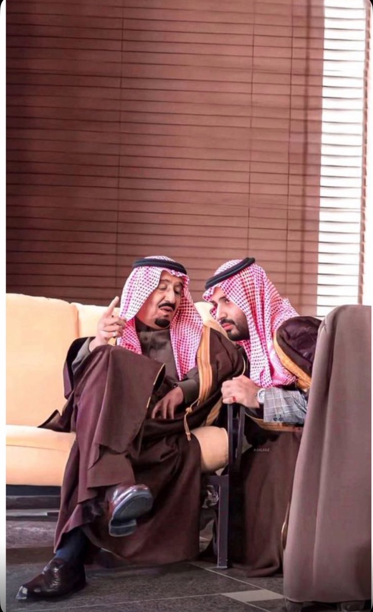 r0jena32's tweet photo. @r1zxr1 عاش سلمان. 🇸🇦🤍 وبن سلمان 🇸🇦🤍 https://t.co/vTu4c5tYA4