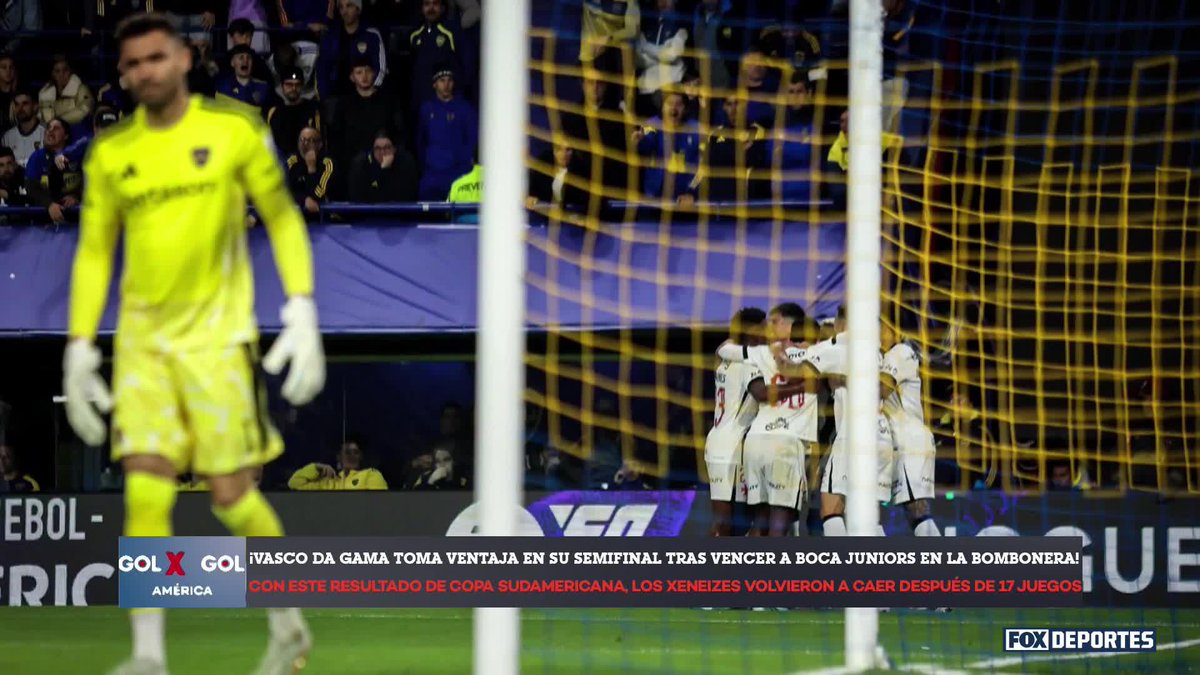A Fox Deportes broadcast showing Vasco da Gama players celebrating a goal while the graphic reads '¡VASCO DA GAMA TOMA VENTAJA EN SU SEMIFINAL TRAS VENCER A BOCA JUNIORS EN LA BOMBONERA!'.