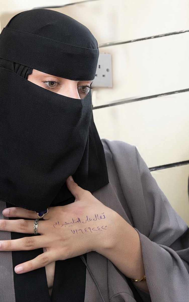 bnt46871's tweet photo. من بده يلحس كسي يجي الان مولعه نار https://t.co/rRoutLDZmH