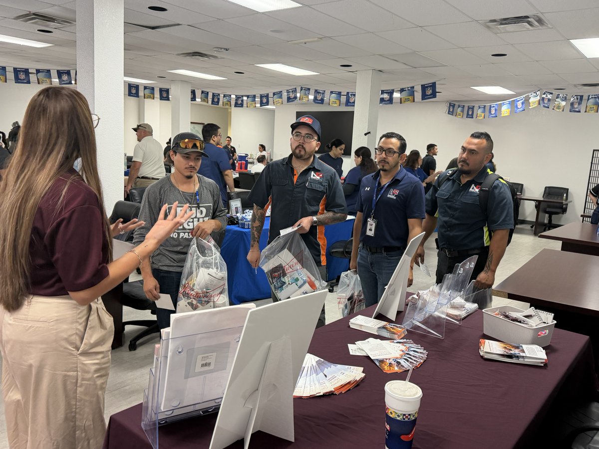 stxhealthsystem's tweet photo. #STHSBehavioral recently joined @lnfdistributors’ Employee Health Fair to connect employees with #behavioralhealth resources &amp; encourage them to prioritize their #mentalwellbeing. Need support? Schedule a confidential assessment: 956-388-1307. #MentalHealth https://t.co/MvgcGMo4b3