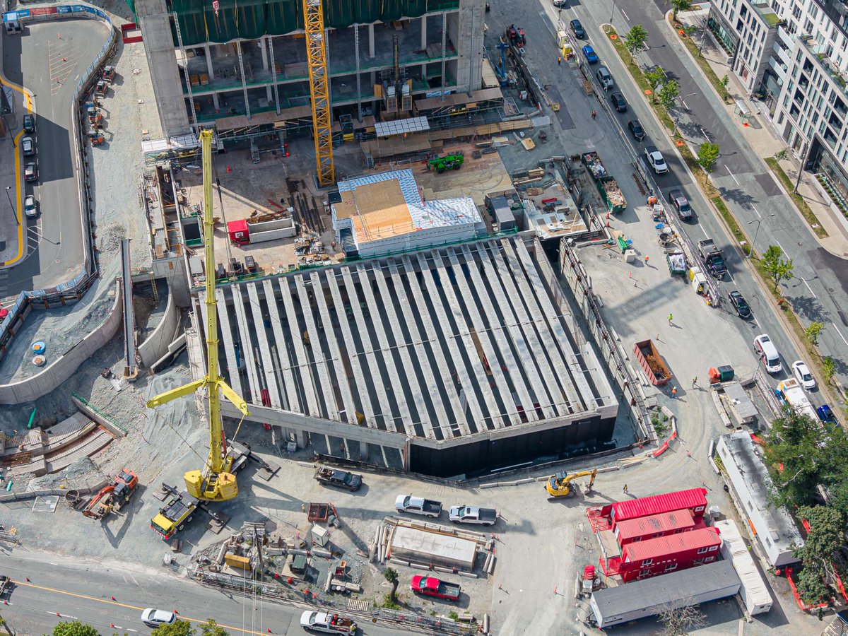 TimHoustonNS's tweet photo. Big progress at the QEII Halifax Infirmary!

The base for the new 14-storey acute care tower is now in place. This new space will house a larger emergency department, new operating rooms, diagnostic labs, and key hospital services.

Over the next year, crews will build up to the full 14 storeys, delivering state-of-the-art healthcare facilities for Nova Scotians for generations to come. 

In the meantime, our government will continue to recruit healthcare teams to deliver the care Nova Scotians need.