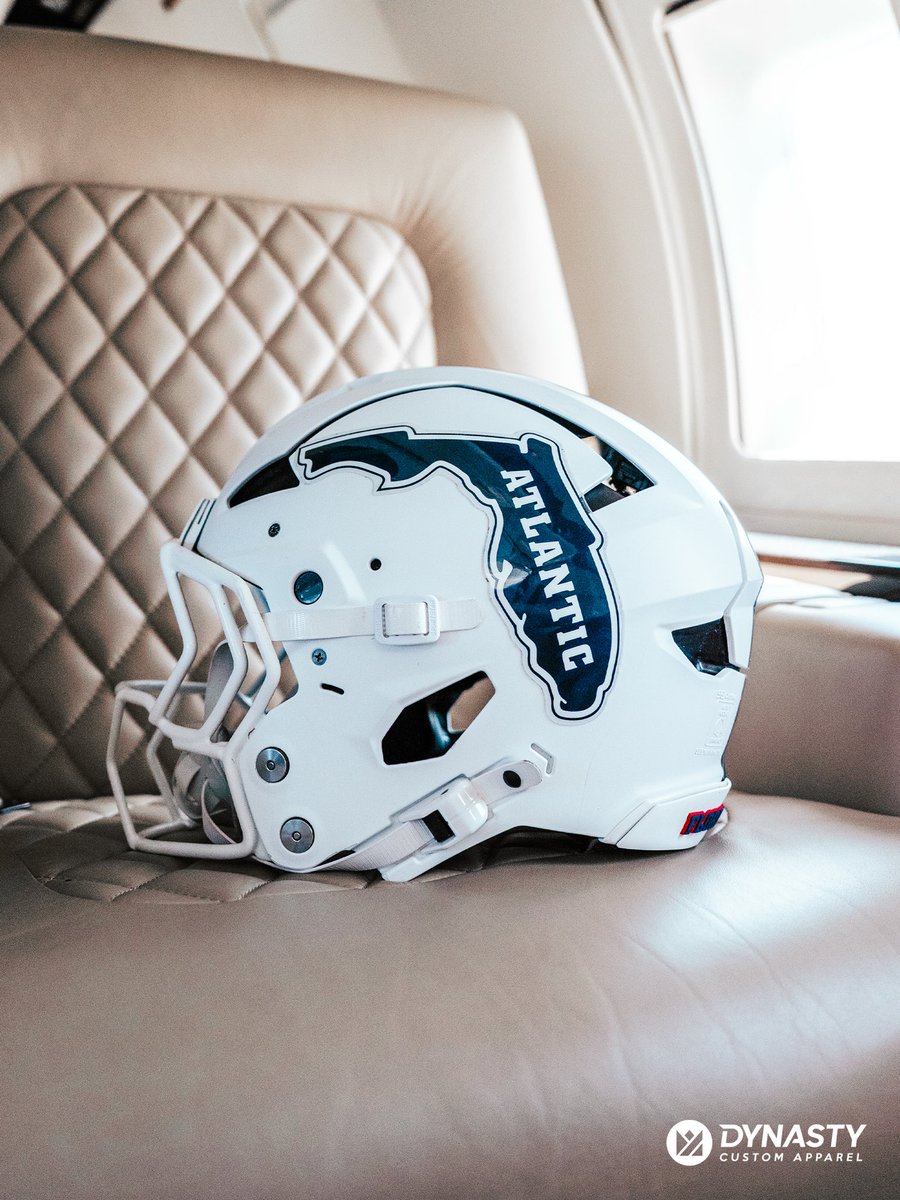 FAUFootball's tweet photo. ⚪️⚪️⚪️✈️

Week 07 Threads at Army

#WIP🏝️ https://t.co/B7Oml16kSX