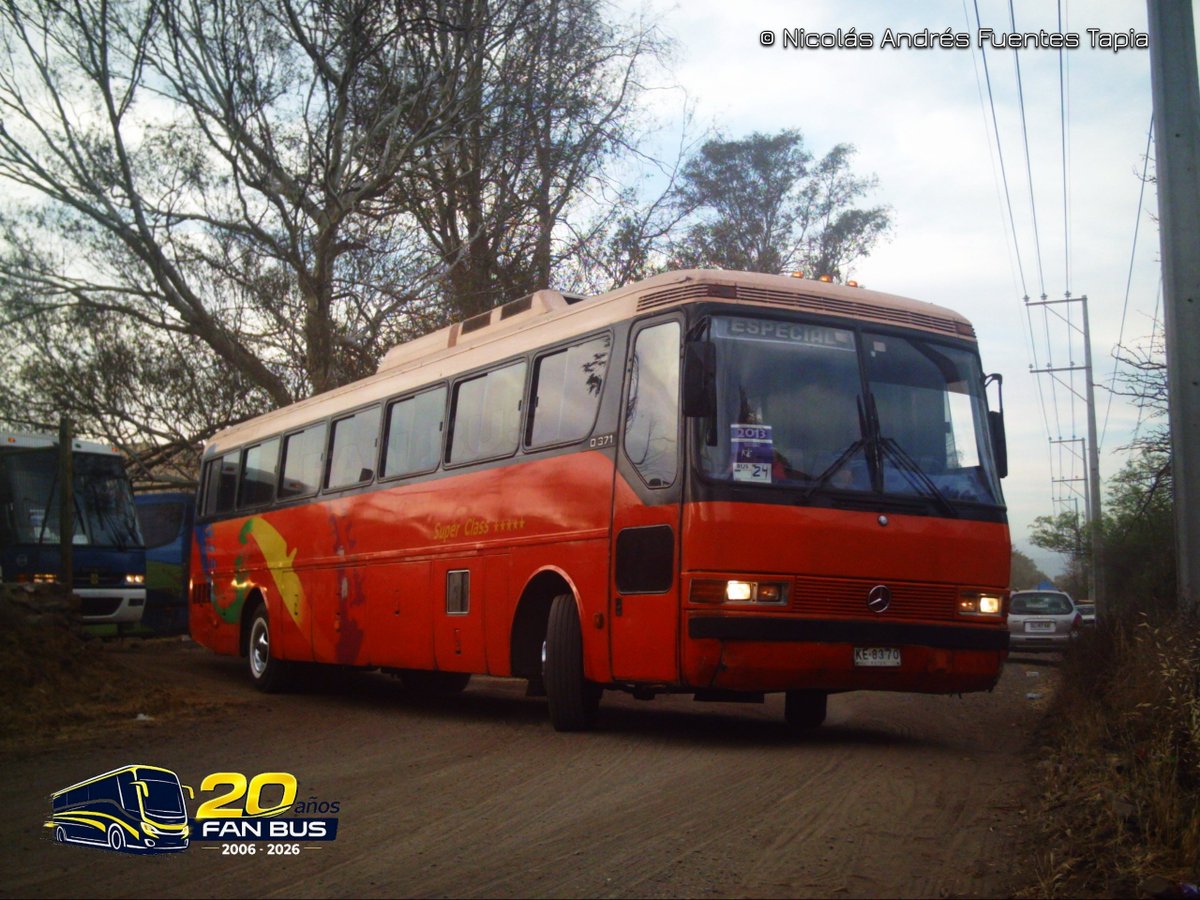 FanBus1's tweet photo. 🇨🇱 Nostalgia busologa aquí en Chile año 2013
Mercedes Benz Monobloco  O 371 RSL, Bus Particular
Foto: Fan Bus https://t.co/VQOIsL9edz