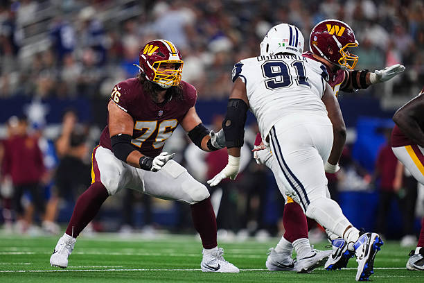 NFL_Longhorns's tweet photo. Sam Cosmi ( @SamCosmi) was back from concussion protocol this week. He played 9 special teams snaps to move past J'Marcus Webb (@jmarcuswebb) and into 2nd for a Longhorn OL since 2012. Webb played from 2010-20, so his numbers are incomplete. Estimate is around 315. https://t.co/BjfyZehyll