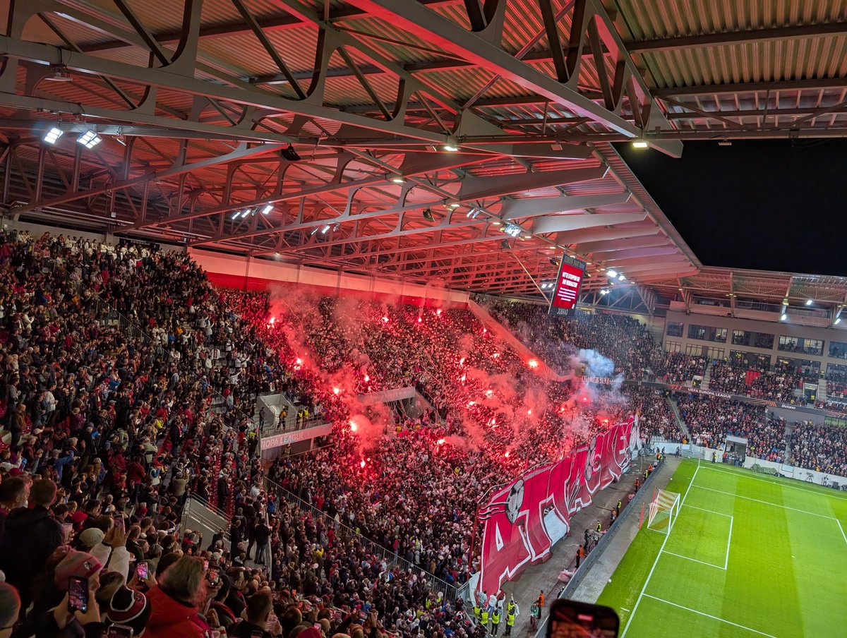 Schorsch92's tweet photo. #MatchDay heute empfängt der @scfreiburg , zum Auftakt der @Conf_League Liga Phase, den @FKJablonec im #MooswaldStadion in Freiburg #SCFFKJ https://t.co/ulVeWwXqCP