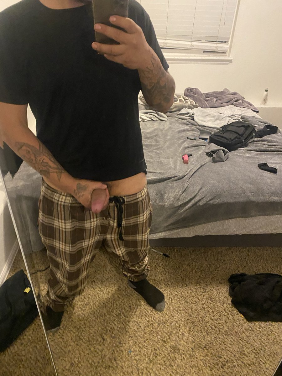 kushkilo16's tweet photo. Come bounce that ass asss on this dick!😈🍆💦 #denvermeet https://t.co/nuNPEARnB6