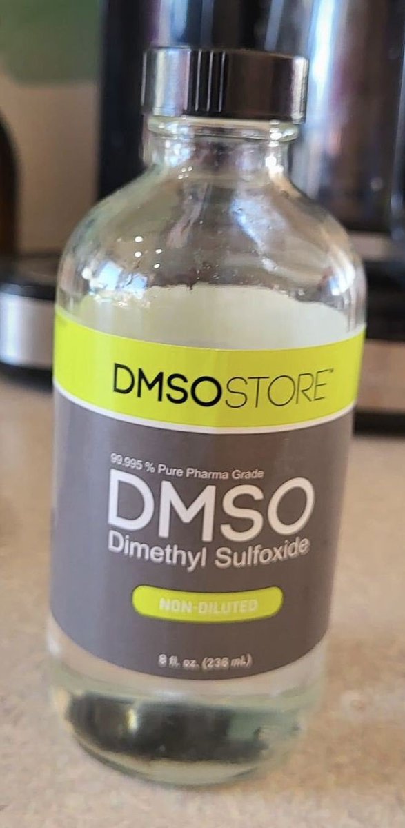 NathanielAdriaz's tweet photo. DMSO (Dimethyl Sulfoxide) is a powerful solvent used to reduce inflammation and enhance drug absorption. It's gained popularity in alternative medicine for pain relief and recovery. You should try it✅
It’s available now!
DM or COMMENT "interested" if you want to buy yours now. https://t.co/xKUezv4eHc