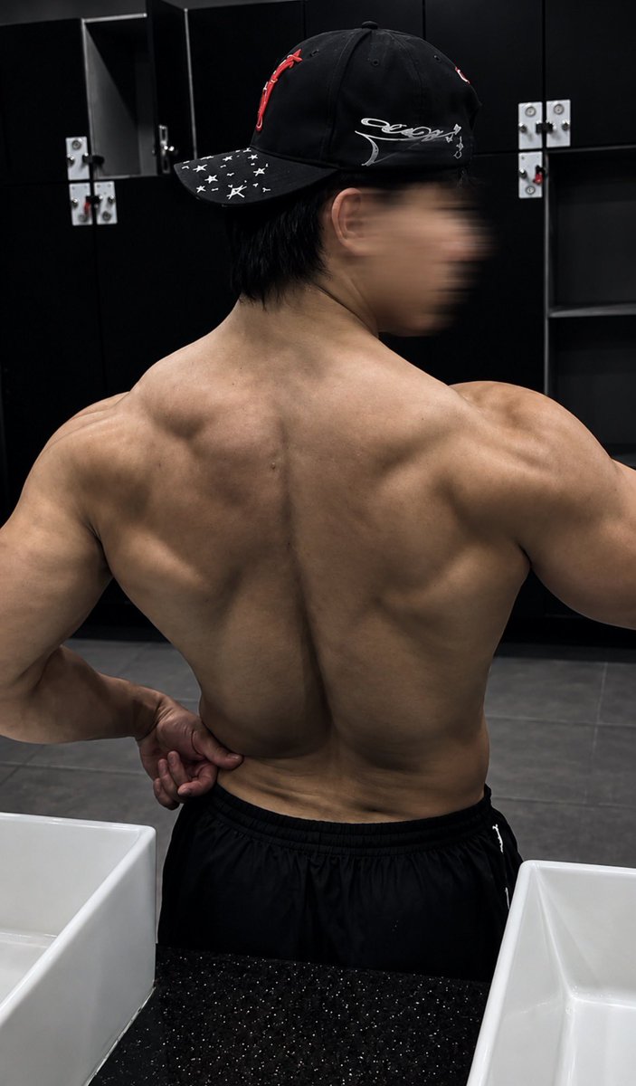 UlidexG's tweet photo. #gym https://t.co/Jhg9rMdpoO