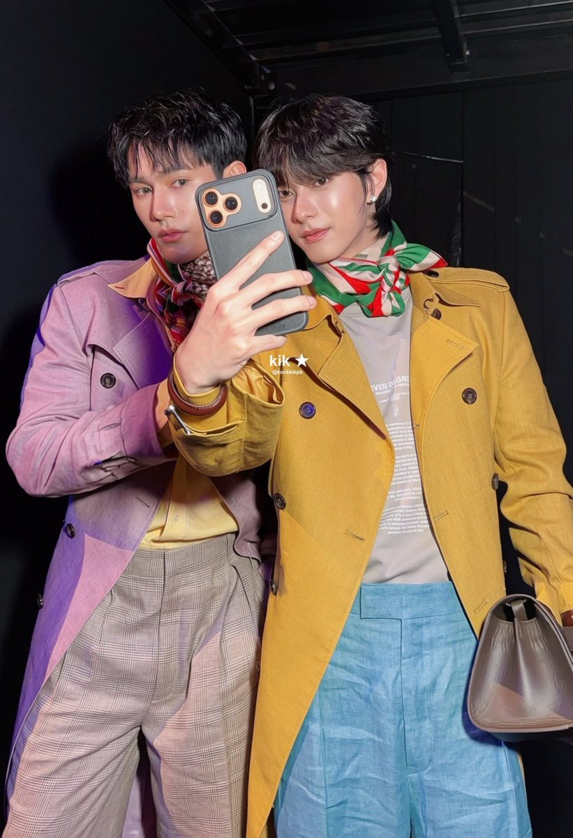 CinemaSerieNews's tweet photo. PPV BIFW26 SIAM PARAGON
#SiamParagonBIFW2026xPoohPavel
#37CxBIFW2026xPooh #PoohKrittin #37CxBIFW2026xPavel #PavelNaret #SiamParagonBIFW2026 #poohpavel #ThirtysevendegreesCelsius #TheGrimLover #Seriebl #Desfile2026 #SiamParagonBangkokInternationalFashionWeek2026 #Tendencia https://t.co/ZC7v2yht2E