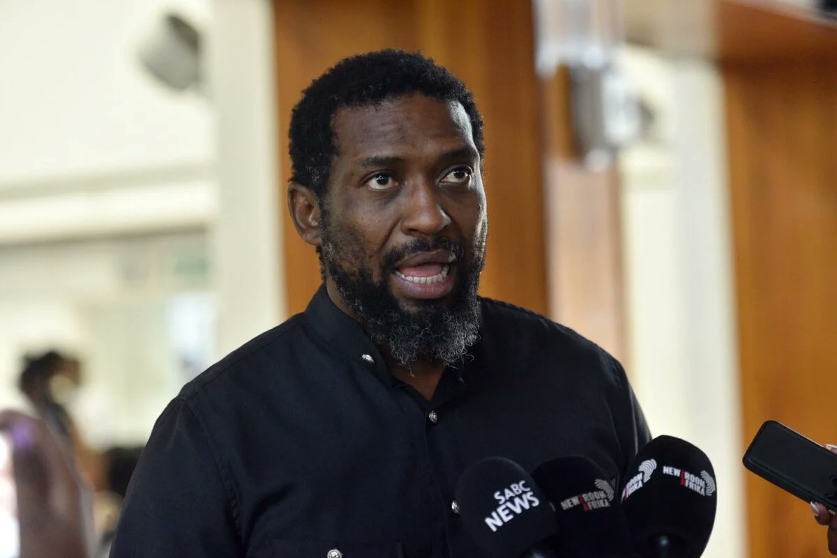 GautengN's tweet photo. Minister Buti Manamela says universities must tackle funding, student debt, AI and transformation together, and asks if today’s system fits SA’s needs. https://t.co/ftdSKoyobt #ButiManamela #HigherEducation #SouthAfricanUniversities #DHET #FutureOfUniversities https://t.co/7n7FSjTOhi