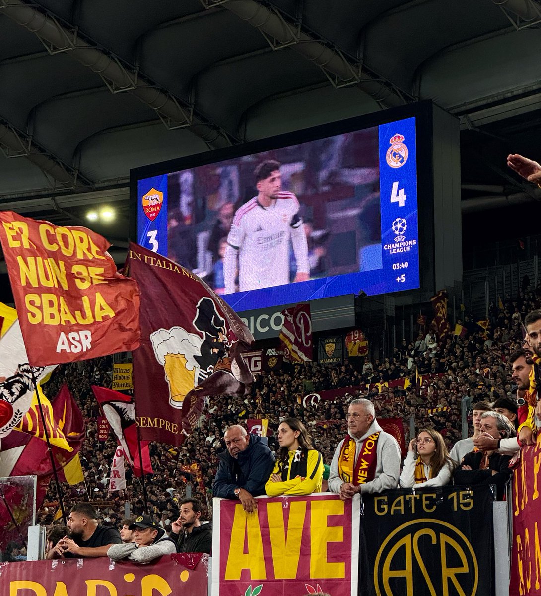 adriandelmonte's tweet photo. Full time. Crazy night. https://t.co/h97VgI2Jhi