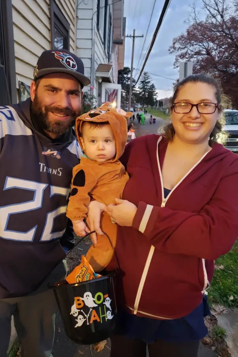 CollinRugg's tweet photo. The mother who allegedly murdered her husband and 3-year-old son at Great Wolf Lodge drained the husband’s 401(k) to pay for the three-week trip, according to the New York Post.

Metallica Rose Harrison, 27, is accused of using her husband's retirement money to pay for the trip, which was reportedly an early Christmas present for her child, and a new kitchen remodel.

"It was definitely odd, but they’d taken their 401(k) out… There was nothing we could do about that," the stepmom of Metallica Rose Harrison, 27, said to the NYP.

The stepmother, April Thetga, said that the murder weapon, a set of knives, was allegedly brought from their home.

"I was told the knives came from her home. Her house. So to me, it was planned," Thetga told the outlet.

It's unclear whether Harrison was inspired by Lindsay Clancy, but it's worth noting that the Clancy trial ended on September 4 and the family checked into the Great Wolf Lodge on September 21.

The Pennsylvania mother reportedly video-called family members hours before the slayings and was acting totally normal. She was happy and said she loved them very much.

The mother, who was an in-home caregiver, complained to police about how "hard" she worked to be the "best mother."