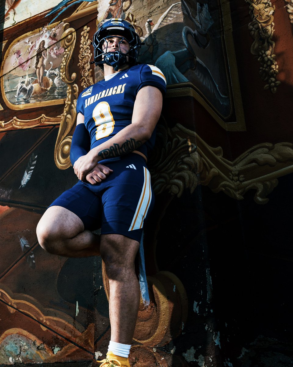 NAU_Football tweet picture