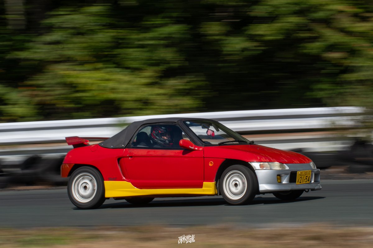 Scarletdevil_3's tweet photo. #これを見た人は愛車の背景がサーキットの画像を貼れ https://t.co/D3Qn0mBW8u