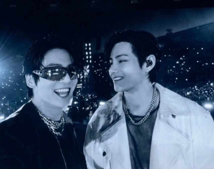 jungkovtae's tweet photo. NOOOOOOOOOOO 😭 https://t.co/nwum6ZD7uJ