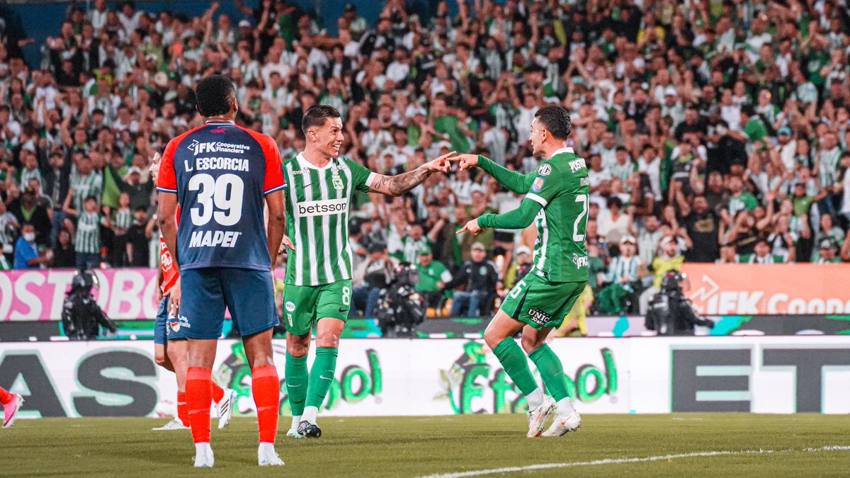 nacionaloficial's tweet photo. La ventaja es Verdolaga al final del primer tiempo. 

Imágenes del segundo gol de la noche. Dale Nacional que vamos por más. 

#VamosTodosJuntos https://t.co/X7z1eYJu0D