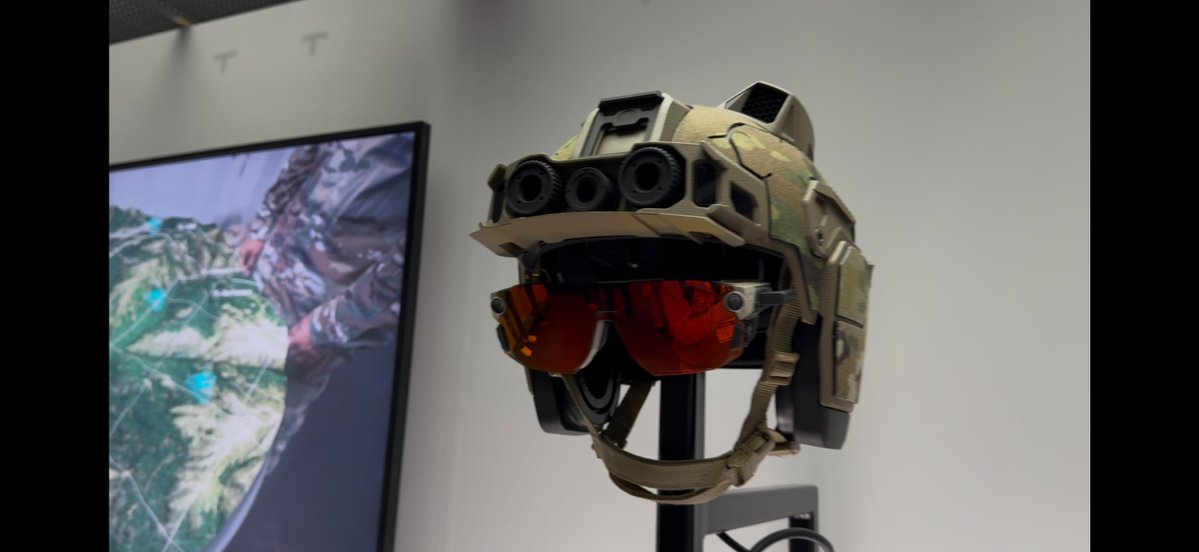 SMR_VISION's tweet photo. Anduril Eagle Eye ... #IVAS #Eagleeye #SBMC #ARMY https://t.co/DhnhvFxFuU