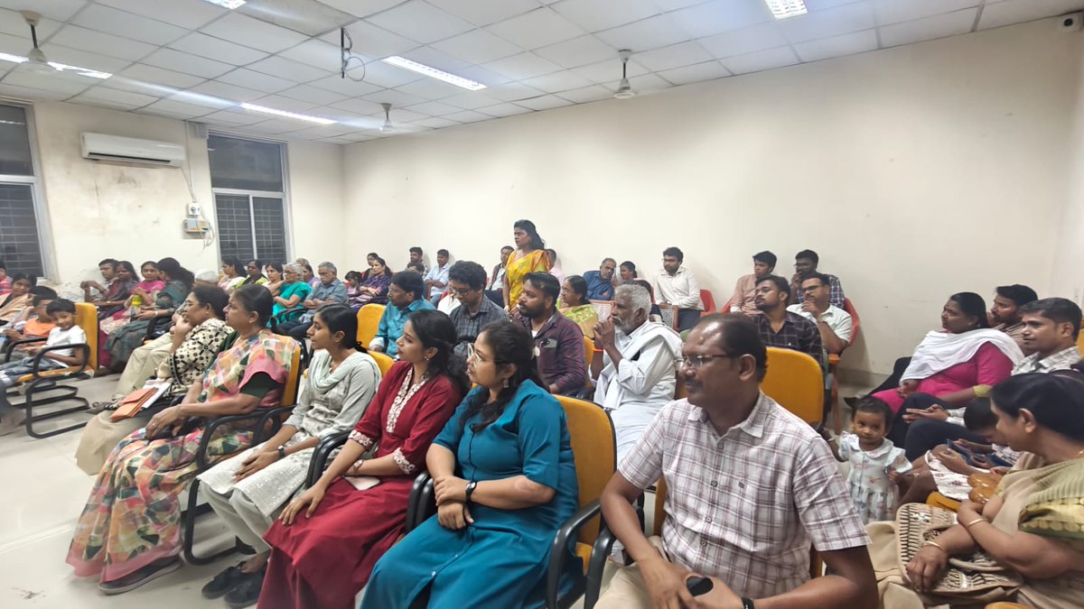 KTSangamVNS's tweet photo. காசி தமிழ்ச் சங்கம் – சிறப்புச் சொற்பொழிவு 🎤 
📅 13.10.2026 | செவ்வாய் 
✨ சிறப்பு விருந்தினர்: சித்த மருத்துவர் கு. சிவராமன் 
📝 தலைப்பு: “நலம் இனி: நம் முதல் தேடல்”   
💡 உணவு, ஆரோக்கியம், அடுத்த தலைமுறைக்கான விழிப்புணர்வு https://t.co/sx671jDwbR