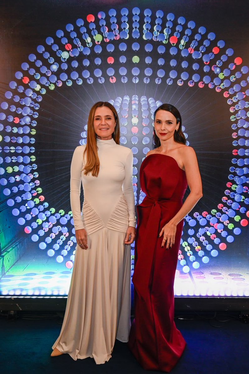 rodrigoceribeli's tweet photo. Confira algumas fotos de grandes nomes da Globo que estiveram no Upfront 2027.
Fotos: Maurício Fidalgo/Globo
#UPFront2027 #UPFrontGlobo2027 #AvenidaBrasil2 https://t.co/KSTvErrVsj