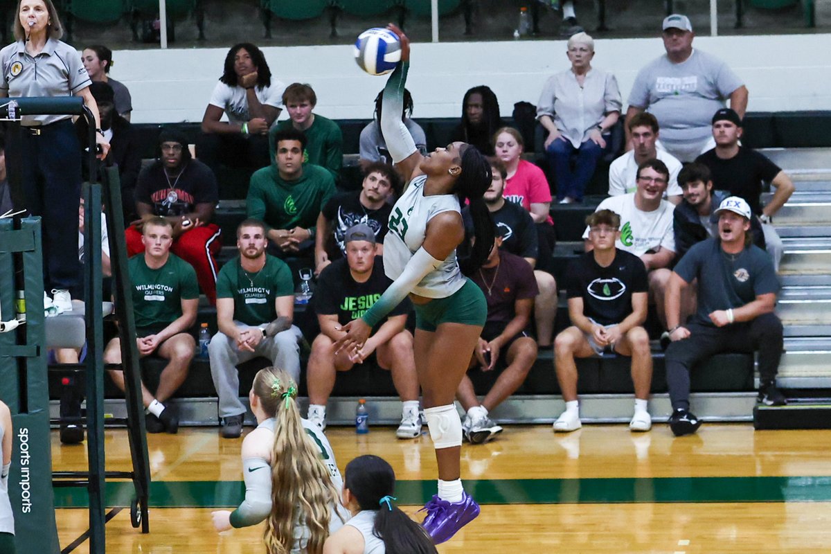 DubCQuakers's tweet photo. NINE WINS AND COUNTING! 🔥

From big kills to clutch blocks and plenty of Quaker celebrations, the Green and White brought the energy in their return to the win column! 💪

📸 Check out some of our favorite shots from the OAC victory!

Photo Credit: John Swartzel

#WeAreDubC https://t.co/OHNRxrphCS