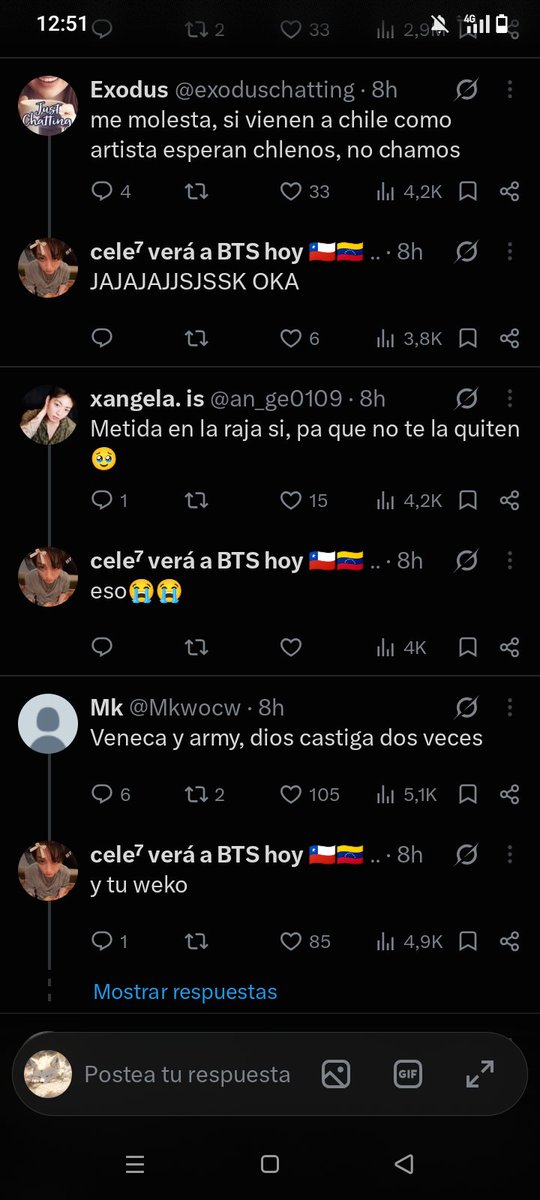 Azlic200O's tweet photo. @kooomverse No solo para las peruanas, también quieren atacar a venezolanas y bolivianas (aquí se muestra que una venezolana pidió un favor a Chile y estos la tratan así).
Ojalá ya pare el conflicto entre países... https://t.co/N1SAg7PDEQ
