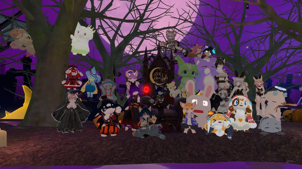 upepehonya's tweet photo. 昨日のルナライト！
ハロウィン仕様が素敵すぎましたー！
バナナ探しつついろいろ見させてもらいましたー！写真映もバッチリ📸
その後はお話してまったりわいわい過ごしましたっ！
また遊びに行きまーす！
#BAR_LunaLight https://t.co/UV972AR9sI