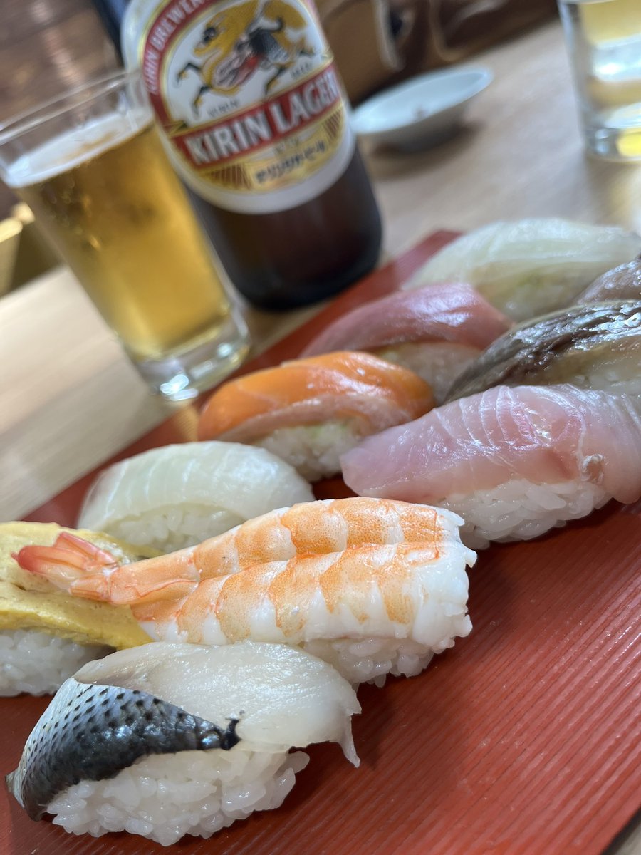 osushi0sush1's tweet photo. ①号とおすし https://t.co/ECQ0m46cKV