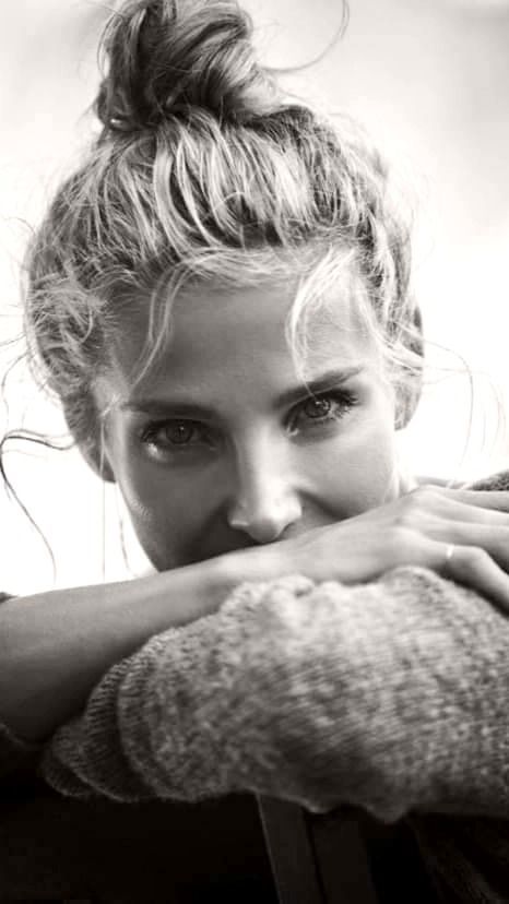 RITZekw's tweet photo. Data...

They measure the world in data.
I measure mine
in the way your name
still rearranges
everything inside me.  

— Ritz ⁀♡
#CrownQuotes™ https://t.co/9KwA2wdyyF