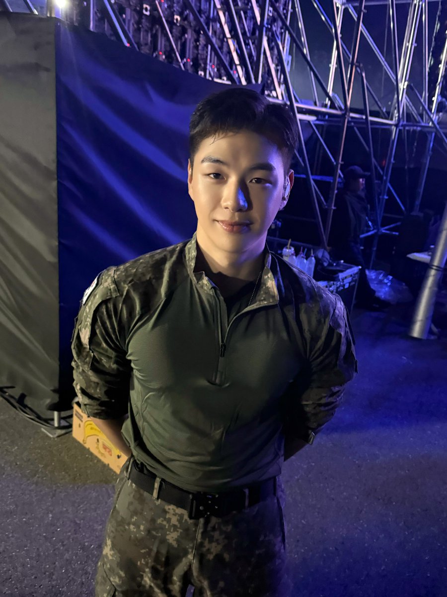 kd_officialx's tweet photo. https://t.co/WedagnNn3Z