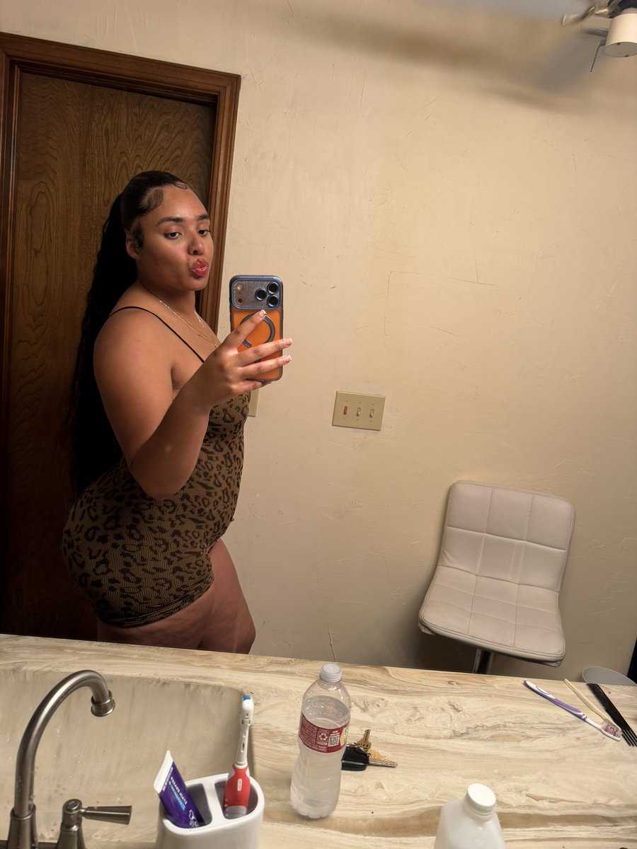 fatasshardhead's tweet photo. I need more cheetah fits 😍🐾 https://t.co/SVTxym0dUz