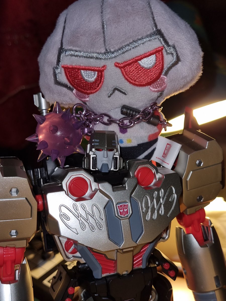 megapinktron's tweet photo. Dont get too close they might bite https://t.co/Cn3dOtY0FW